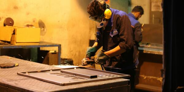 Manufacturing & Retail image
